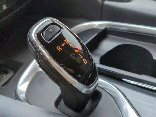 Certified 2019 Buick Enclave Essence FWD image 16
