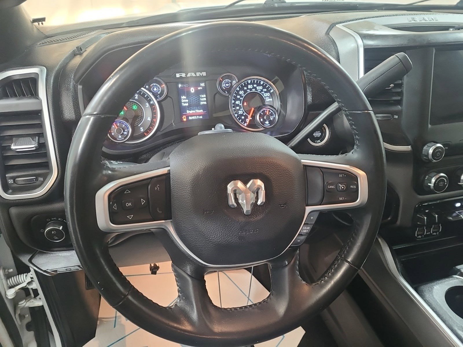 Used 2024 RAM 2500 Big Horn w/ Off Road Package AWD/4WD image 11