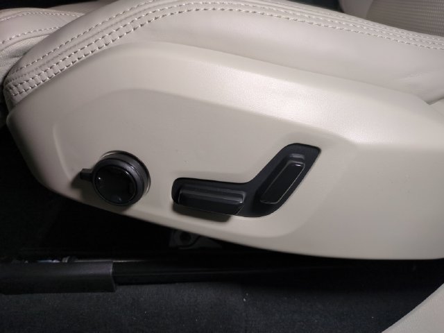 New 2026 Volvo XC90 B6 Ultra w/ Protection Package AWD/4WD image 14