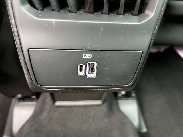 Used 2024 Dodge Hornet R/T AWD/4WD image 11