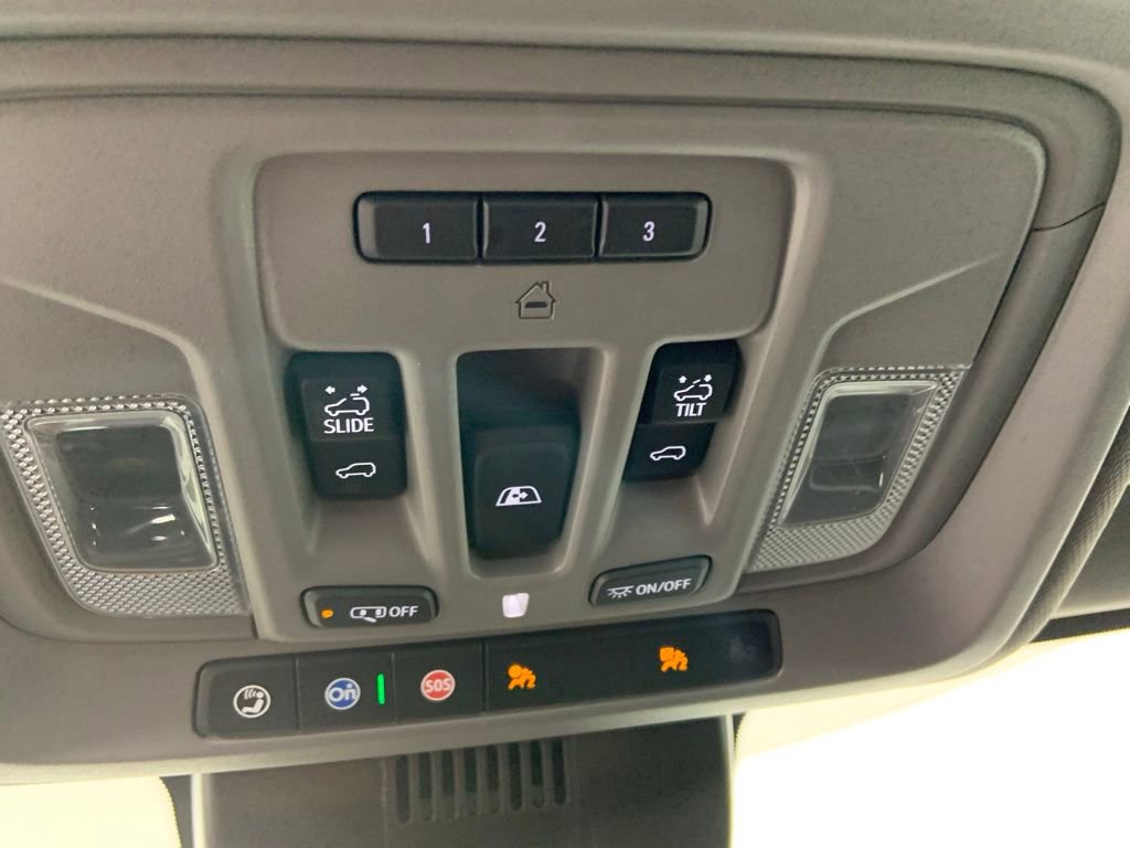 Used 2024 GMC Sierra 3500 SLT w/ SLT Convenience Package image 35