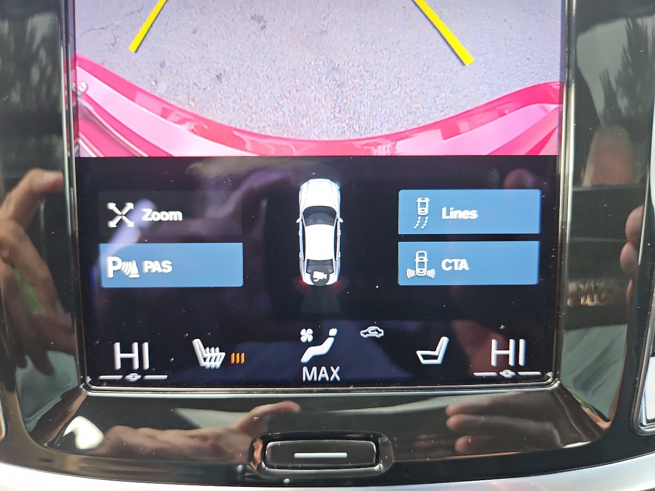 Used 2021 Volvo S60 T6 R-Design image 37