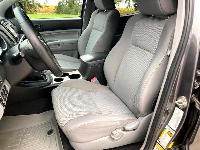 Used 2015 Toyota Tacoma TRD Pro image 17