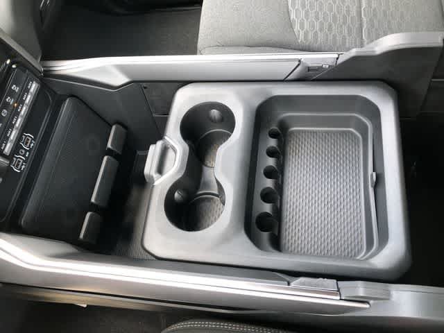 New 2026 RAM 3500 Big Horn AWD/4WD image 22