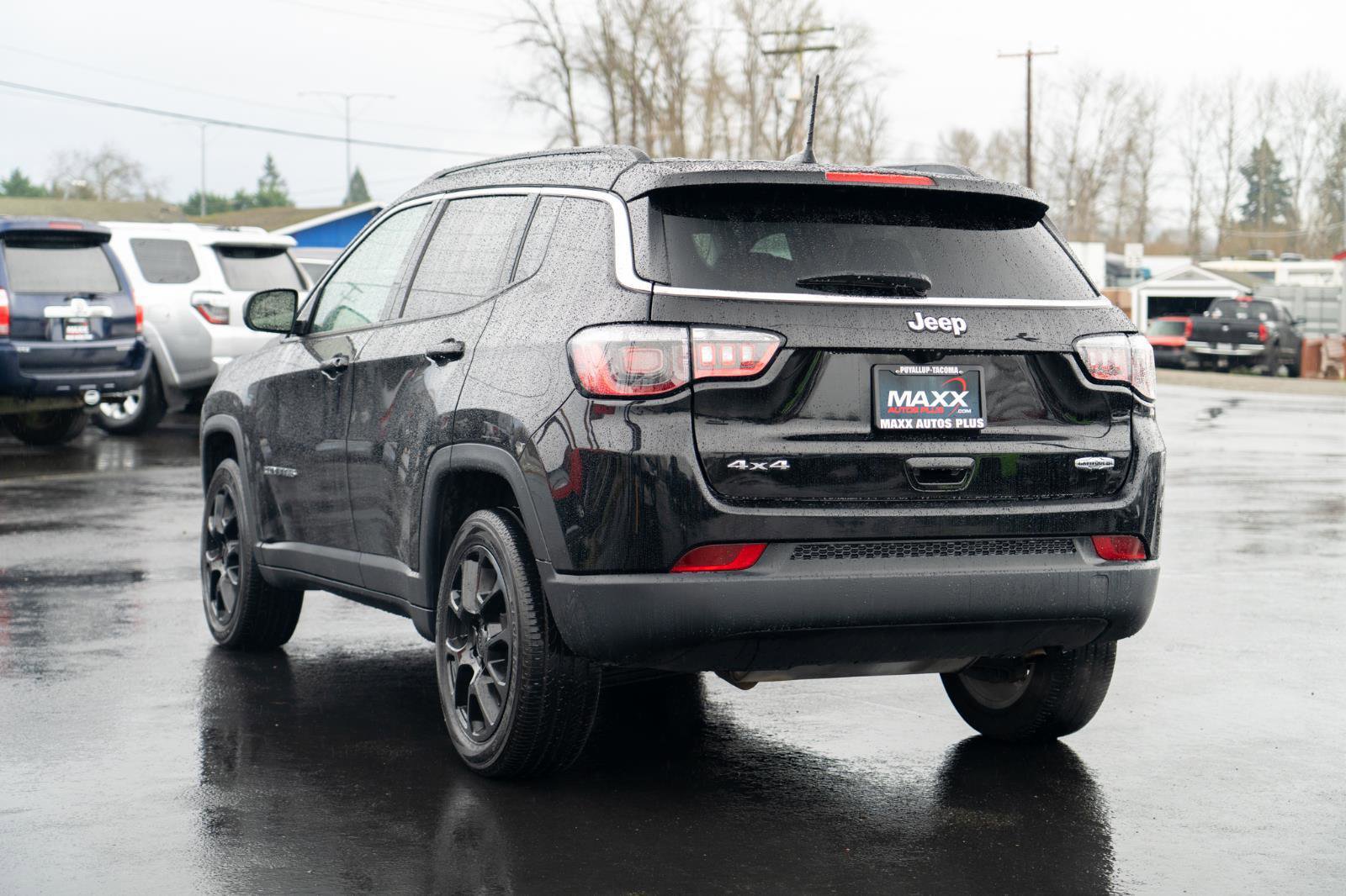 Used 2022 Jeep Compass Latitude AWD/4WD image 13