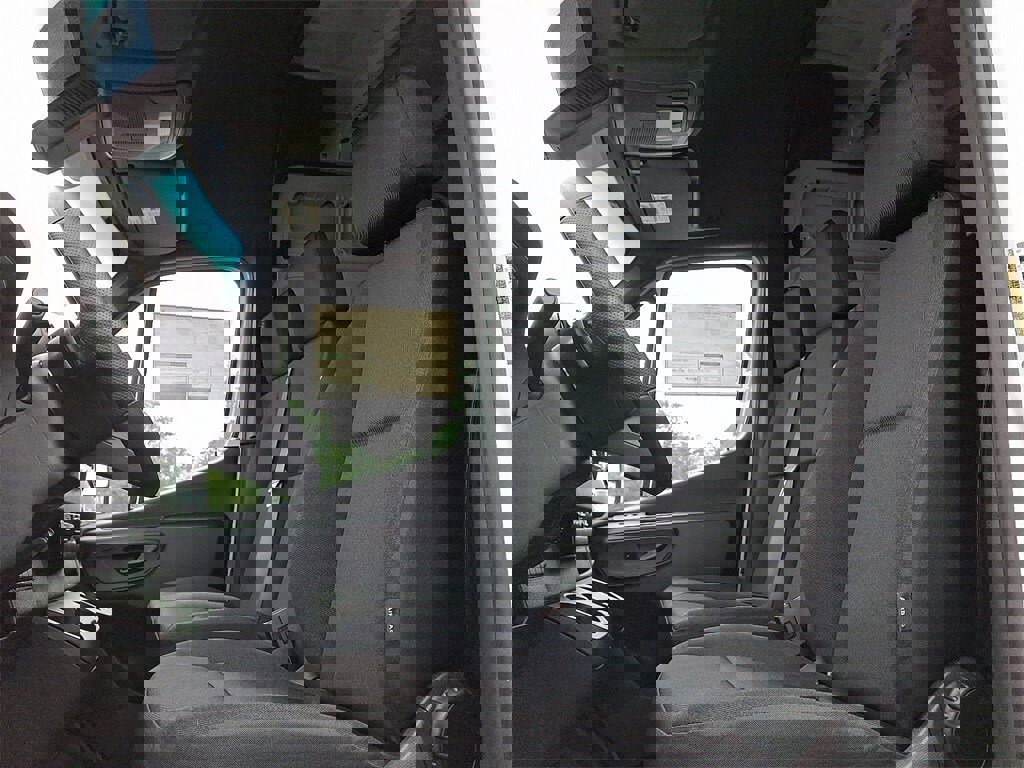 New 2025 Mercedes-Benz Sprinter 3500 image 10