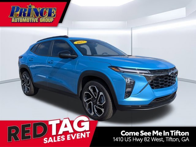 Used 2025 Chevrolet Trax RS w/ Driver Confidence Package