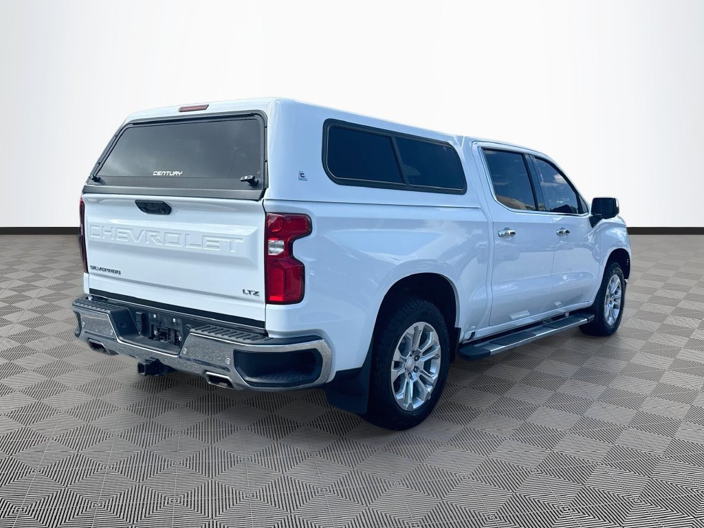 Used 2024 Chevrolet Silverado 1500 LTZ AWD/4WD image 6