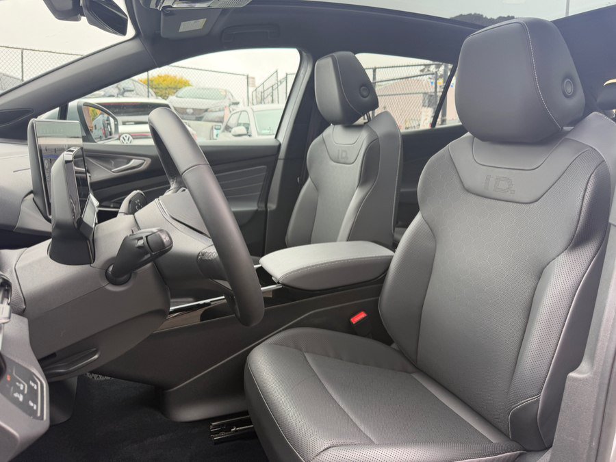 Used 2025 Volkswagen ID.4 Pro S RWD image 18
