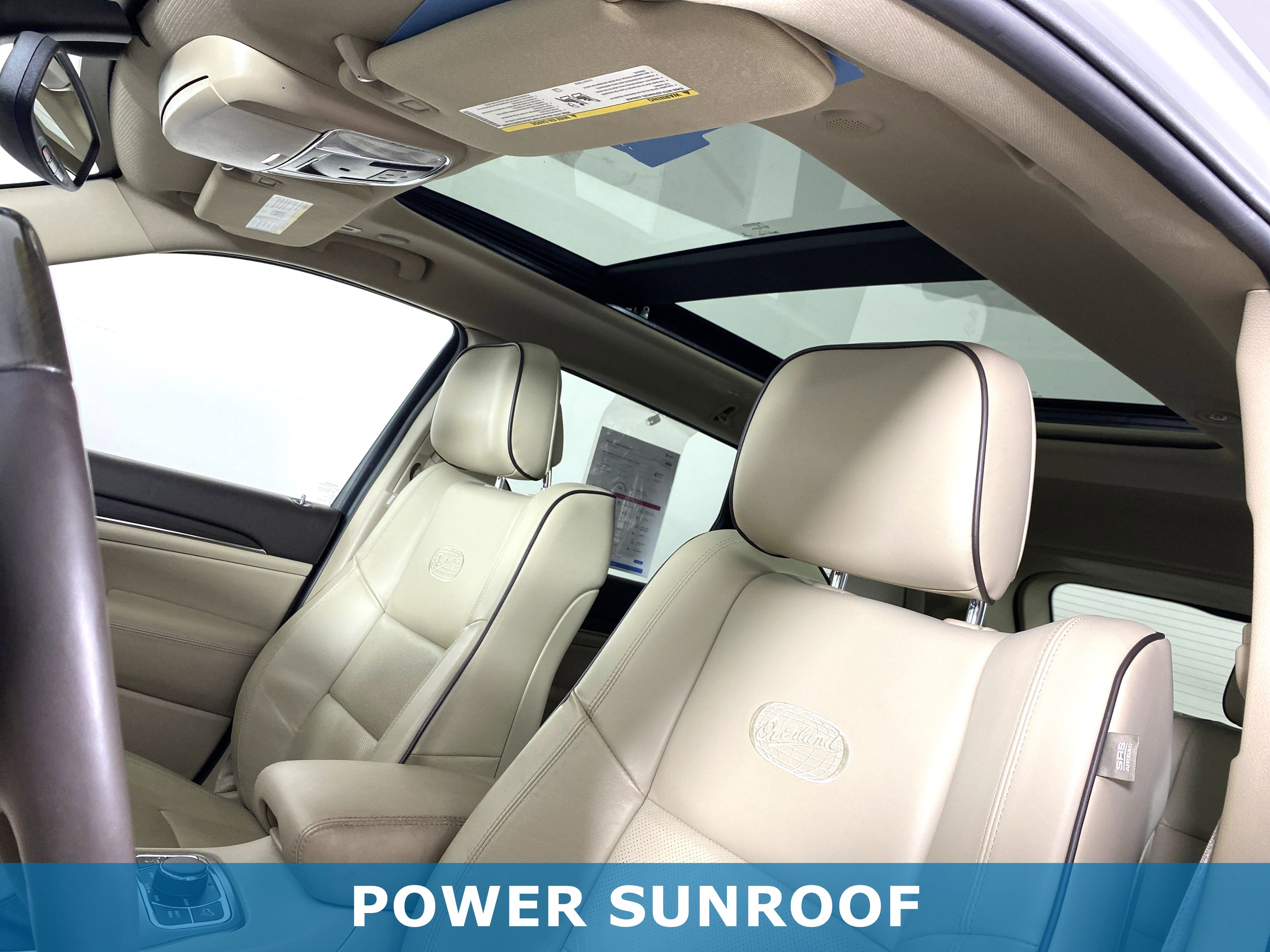 Used 2021 Jeep Grand Cherokee Overland image 2