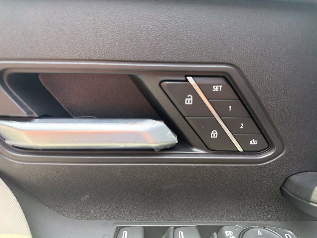 New 2026 GMC Hummer EV 4x4 Crew Cab image 14