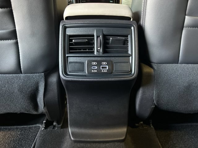 Used 2026 Subaru Forester Premium AWD/4WD image 28