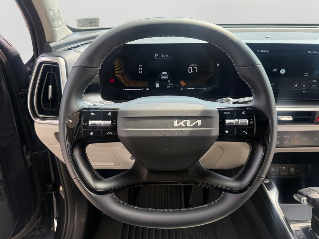 Used 2026 Kia Sorento EX w/ EX Premium Package FWD image 12