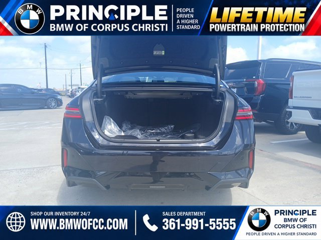 New 2027 BMW 540i xDrive w/ Executive Package AWD/4WD image 10