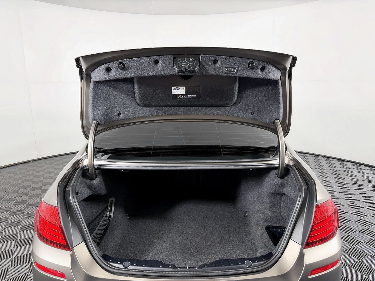 Used 2016 BMW 535i Sedan RWD image 14