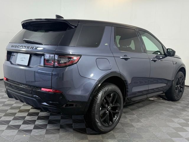 New 2025 Land Rover Discovery Sport Dynamic SE image 8