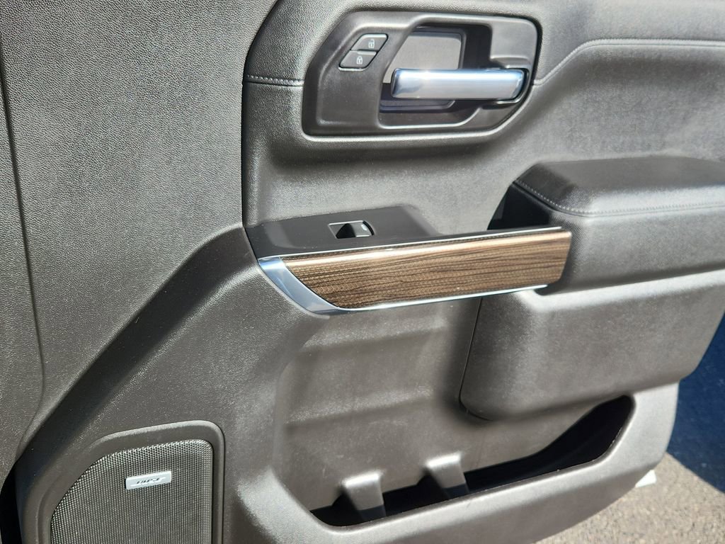 Used 2021 Chevrolet Silverado 1500 LT Trail Boss w/ Convenience Package II image 15