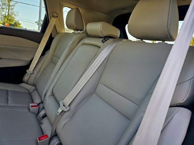 Used 2023 Nissan Rogue SV w/ SV Premium Package AWD/4WD image 25