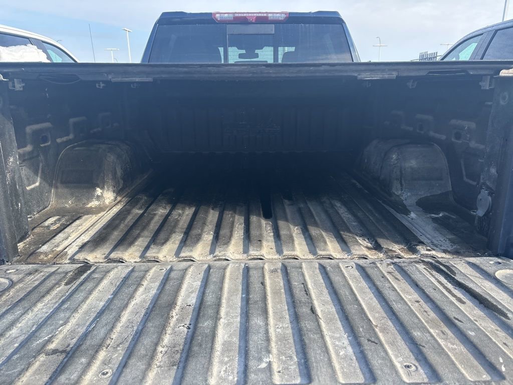 Used 2021 Chevrolet Silverado 1500 High Country image 5