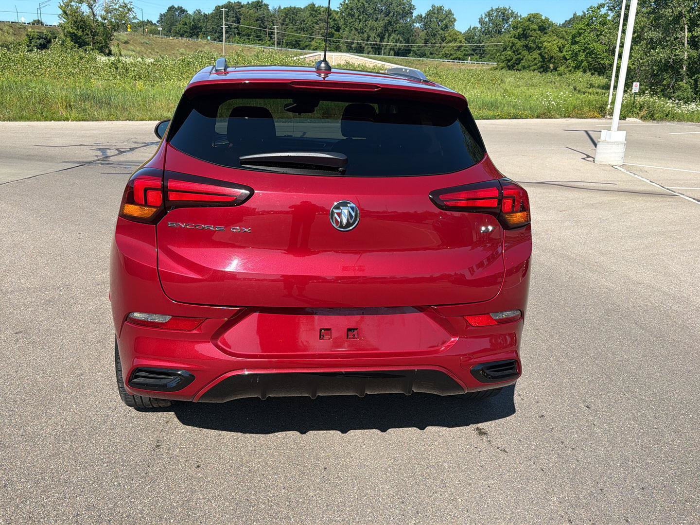 Used 2021 Buick Encore GX Select w/ Sport Touring Package FWD image 6