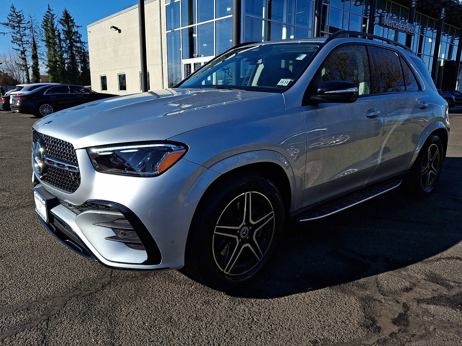 Used 2026 Mercedes-Benz GLE 350 4MATIC image 3