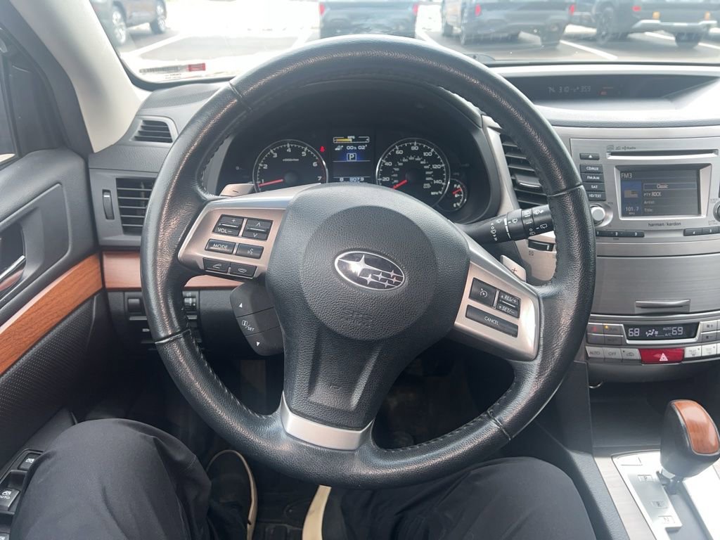 Used 2014 Subaru Outback 2.5i Limited w/ Moonroof Package image 12