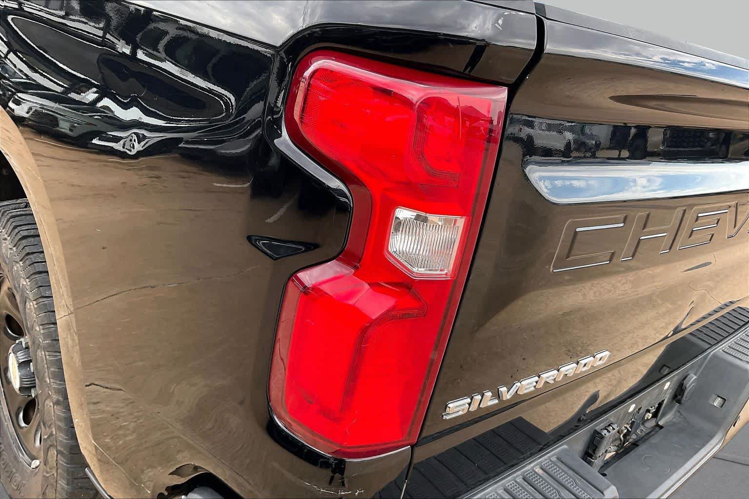 Used 2019 Chevrolet Silverado 1500 High Country w/ Trailer Camera Package AWD/4WD image 28