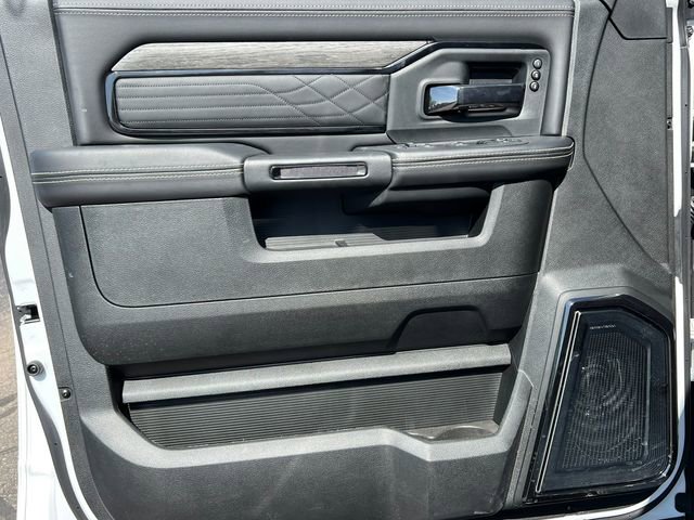 Used 2026 RAM 3500 Limited AWD/4WD image 24