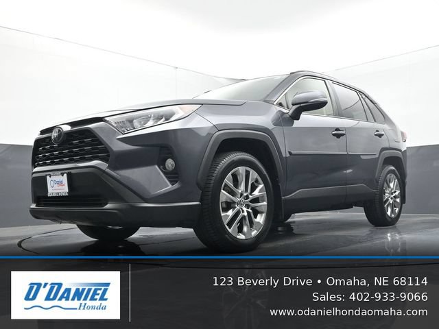 Used 2020 Toyota RAV4 XLE Premium AWD/4WD image 9