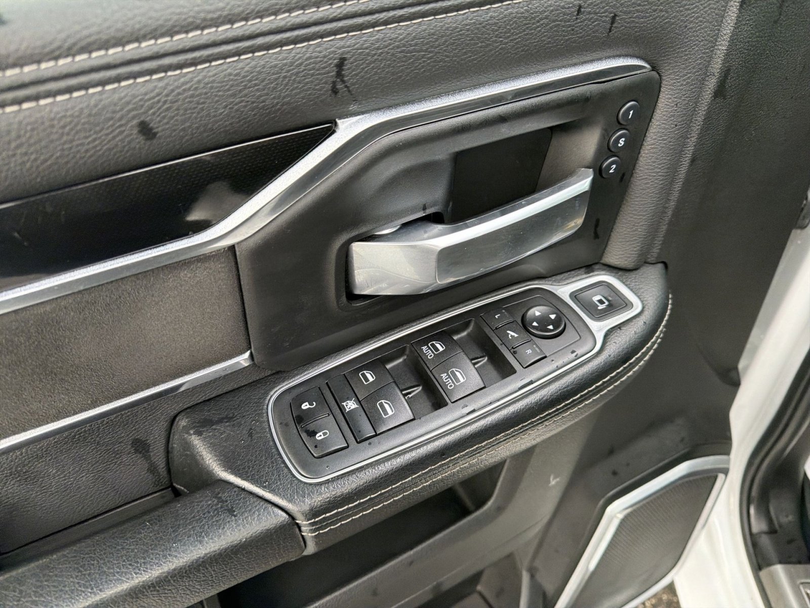 Certified 2020 RAM 2500 Laramie image 20