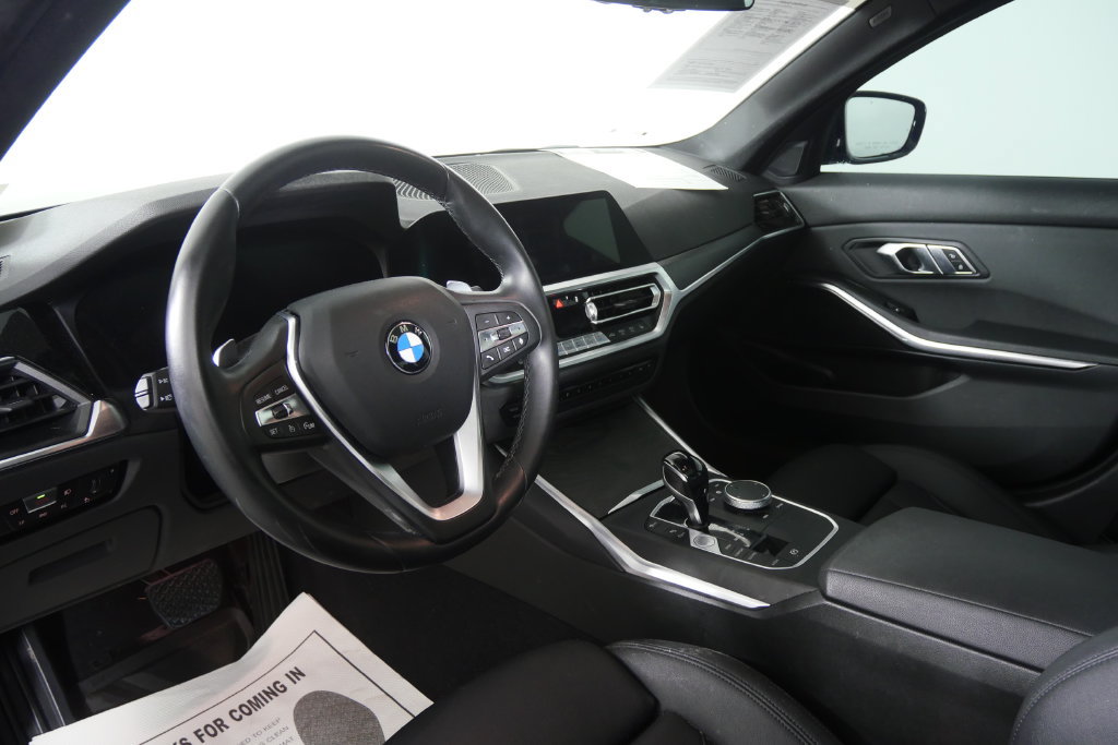 Used 2021 BMW 330i Sedan w/ Convenience Package RWD image 10