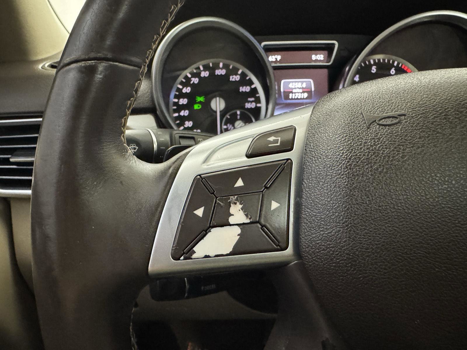 Used 2015 Mercedes-Benz ML 350 2WD w/ Premium 1 Package image 22