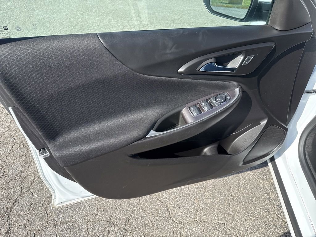 Used 2024 Chevrolet Malibu RS w/ LPO, Floor Liner Package image 22