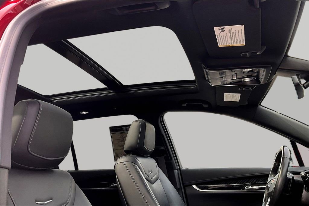 Used 2022 Cadillac XT6 Premium Luxury AWD/4WD image 28