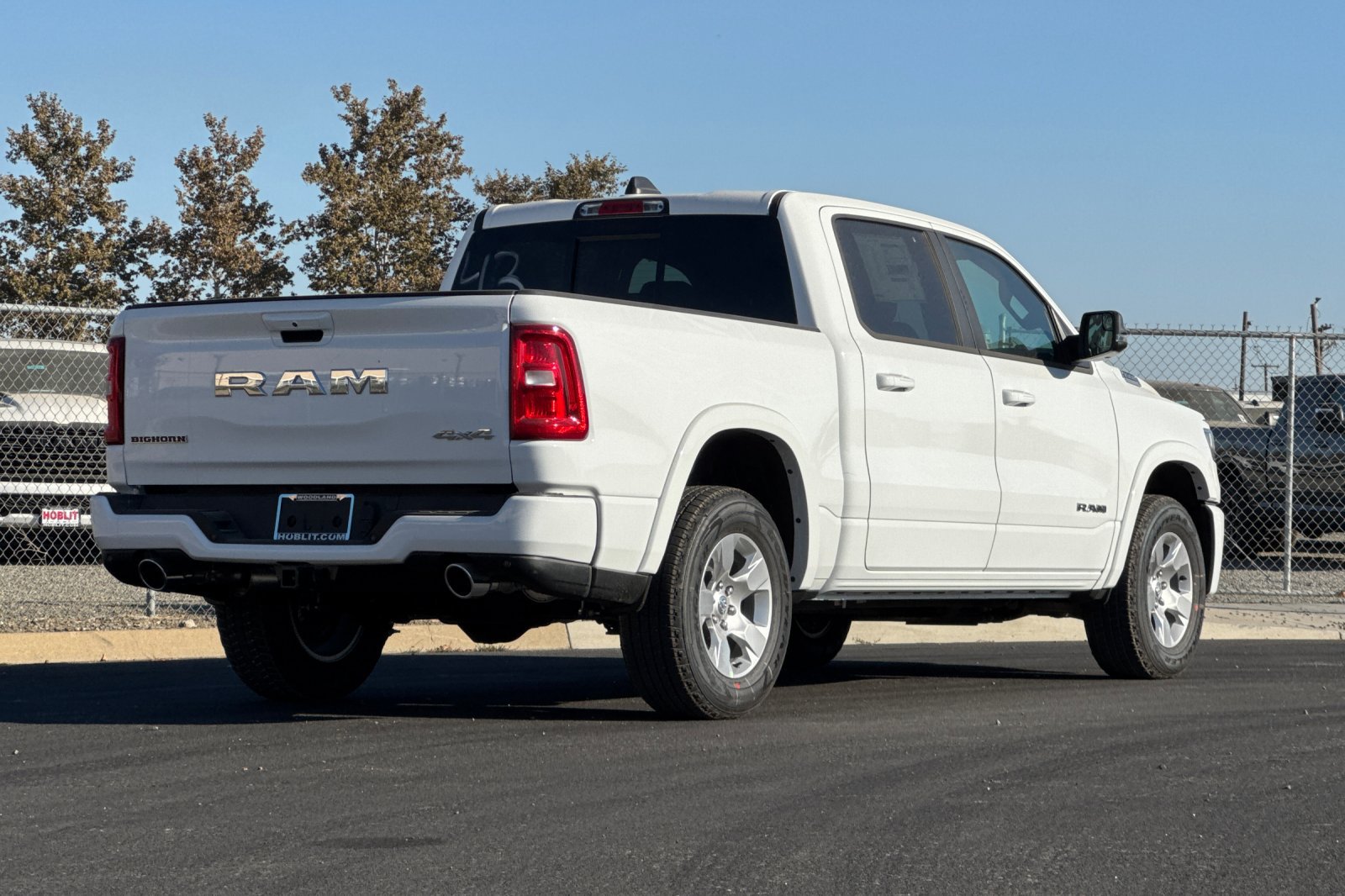 New 2027 RAM 1500 4x4 Crew Cab image 3
