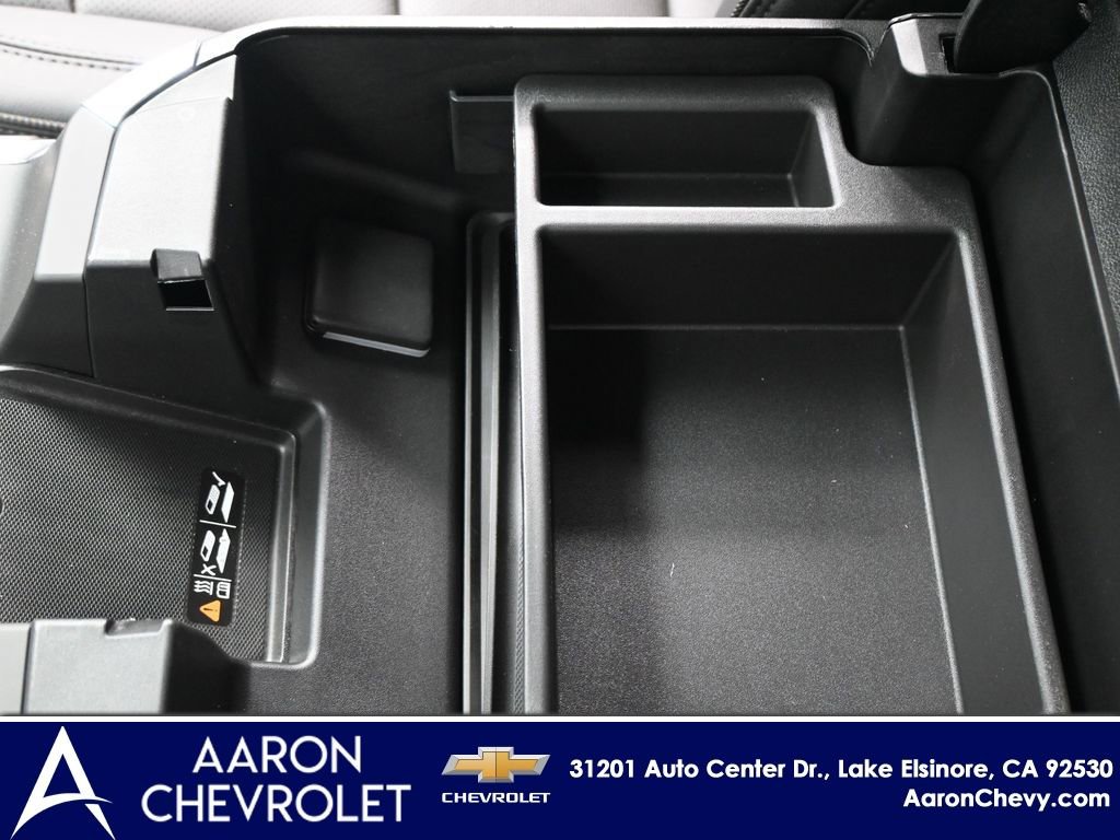 New 2025 Chevrolet Silverado 1500 High Country w/ Midnight Edition image 19