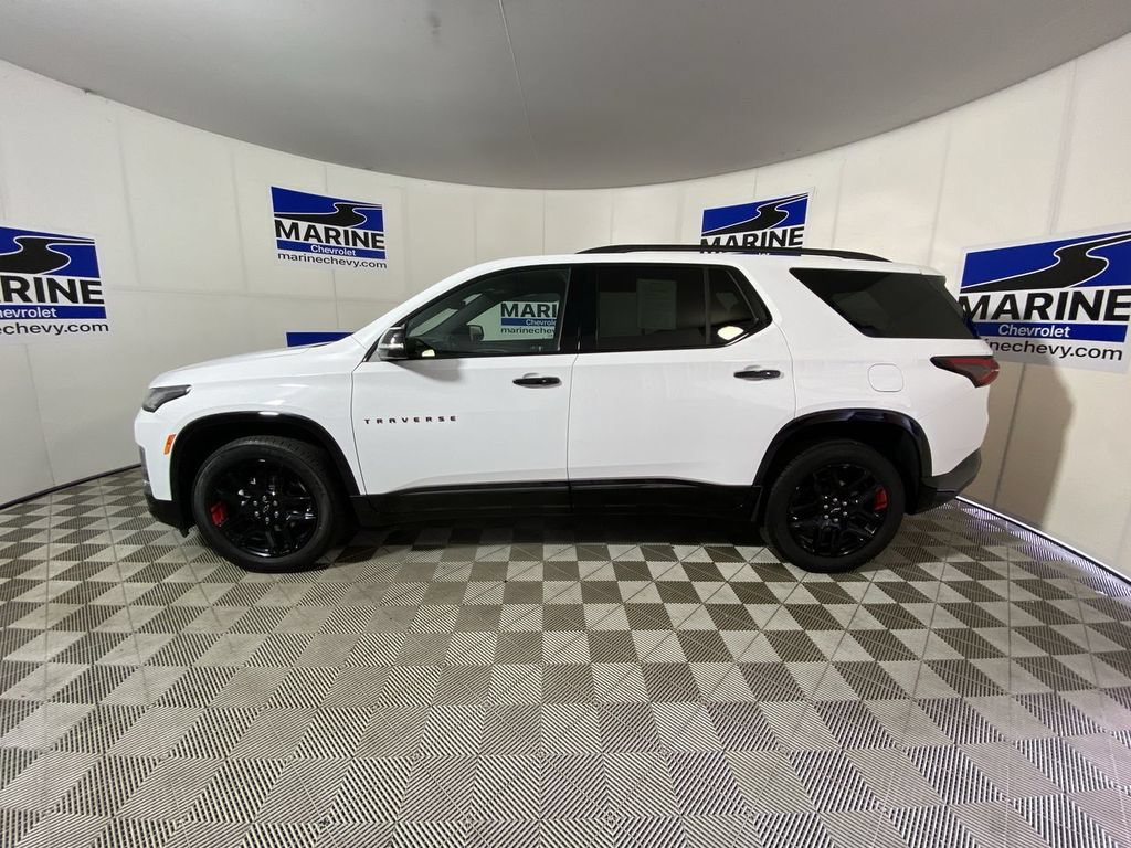 Used 2024 Chevrolet Traverse Premier w/ Redline Edition FWD image 10