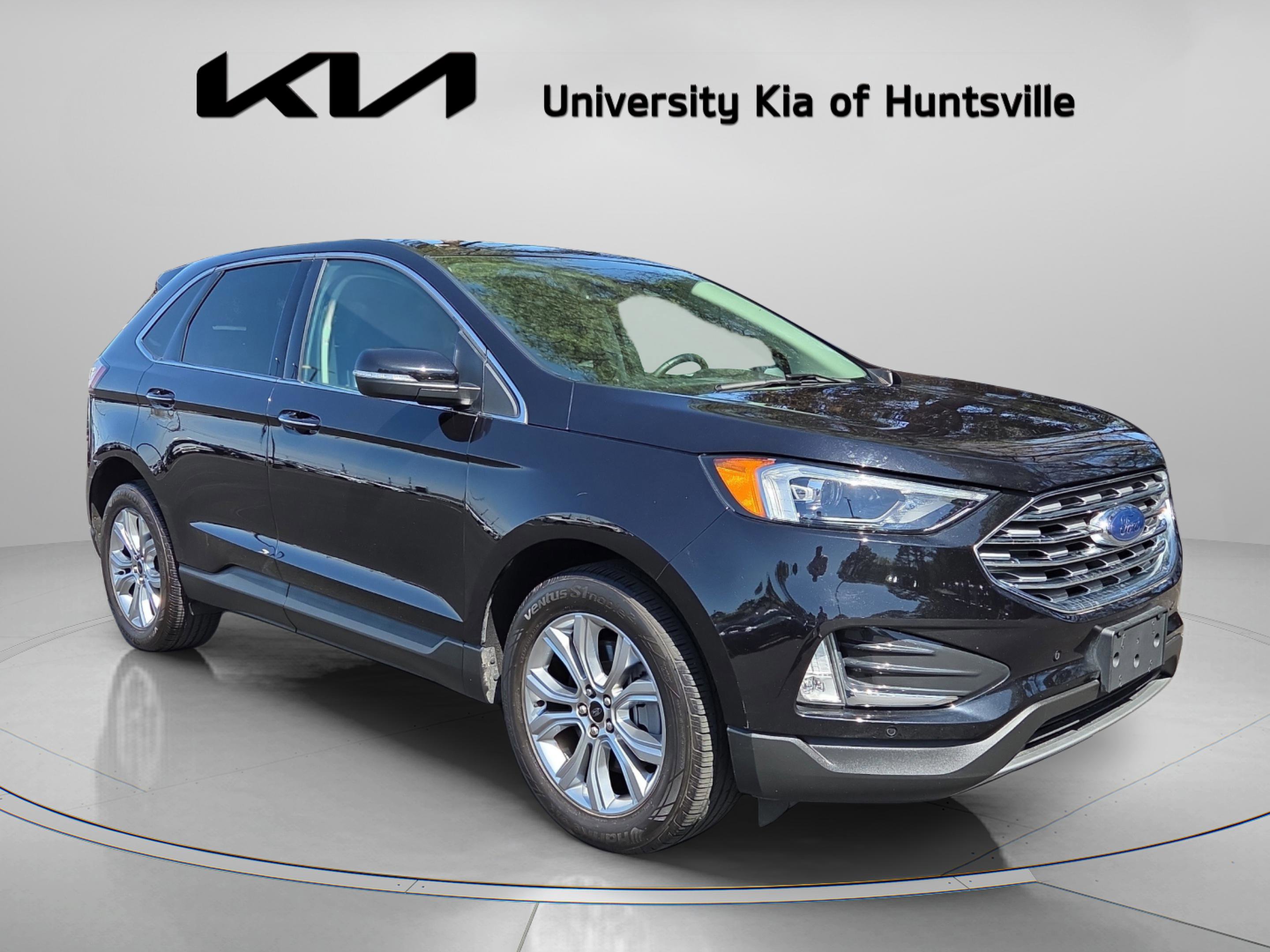 Used 2024 Ford Edge Titanium image 1