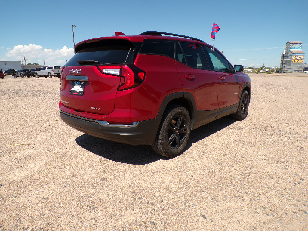 Used 2023 GMC Terrain AT4 AWD/4WD image 29