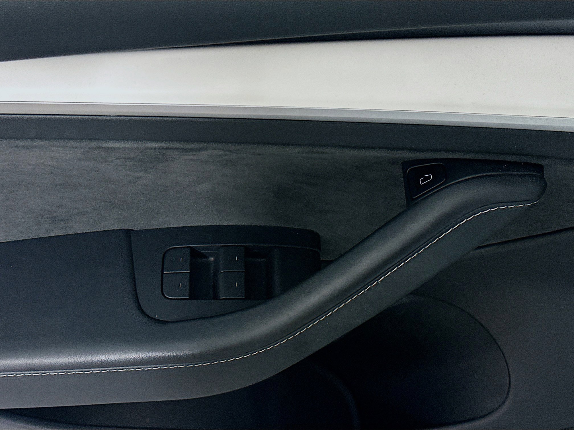 Used 2022 Tesla Model 3 Long Range image 16