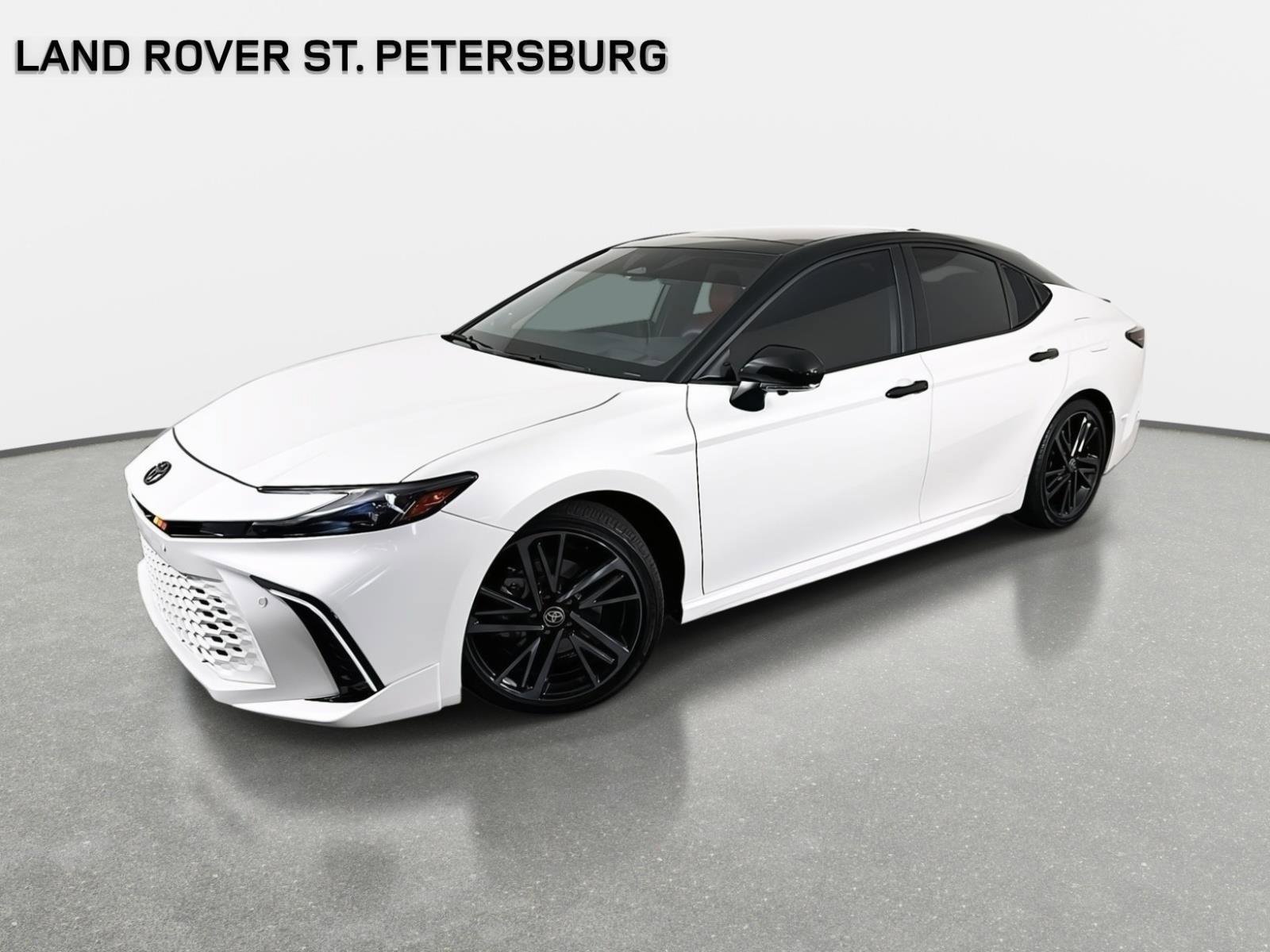 Used 2025 Toyota Camry XSE w/ Premium Plus Package image 1