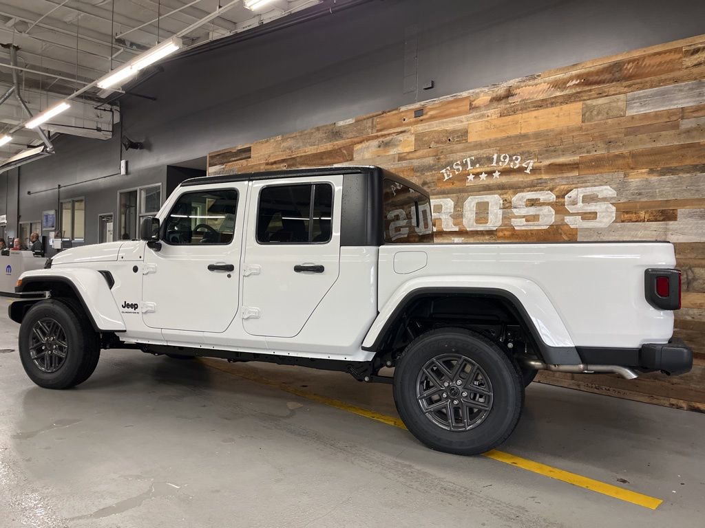 New 2026 Jeep Gladiator Sport AWD/4WD image 20