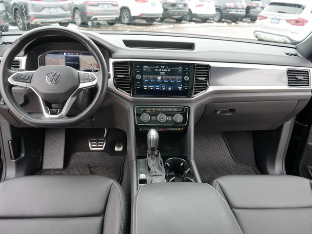 Certified 2023 Volkswagen Atlas Cross Sport SEL R-Line image 22