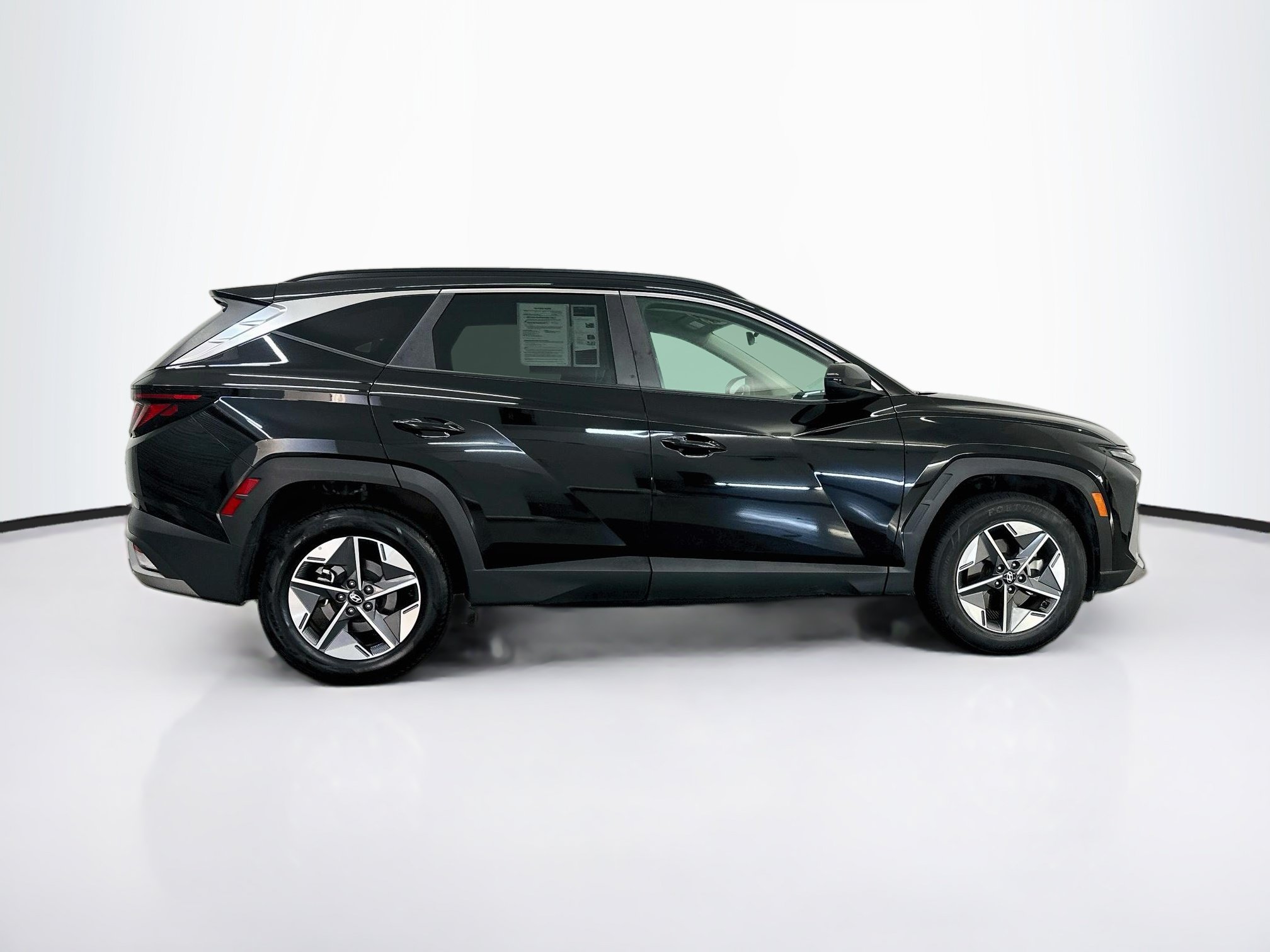 Used 2025 Hyundai Tucson SEL AWD/4WD image 10