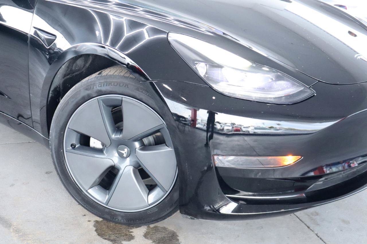 Used 2023 Tesla Model 3 Standard Range RWD image 4