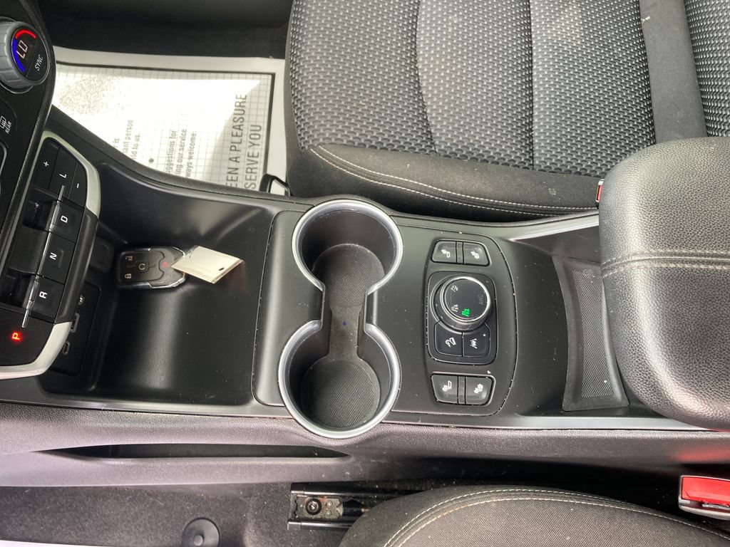Used 2022 GMC Terrain SLE w/ Driver Convenience Package AWD/4WD image 31