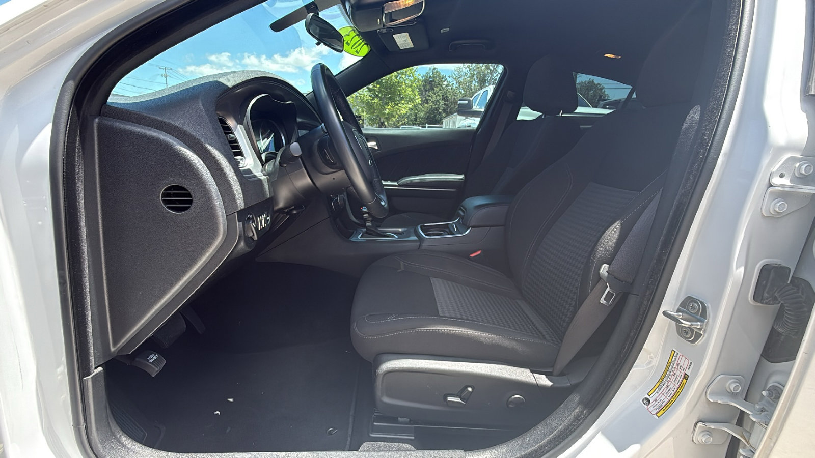 Certified 2023 Dodge Charger SXT RWD image 10