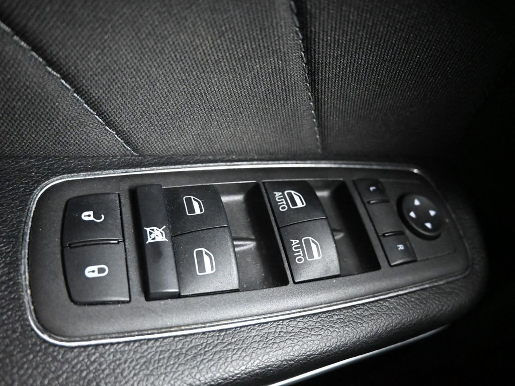 Used 2022 Dodge Charger R/T image 15