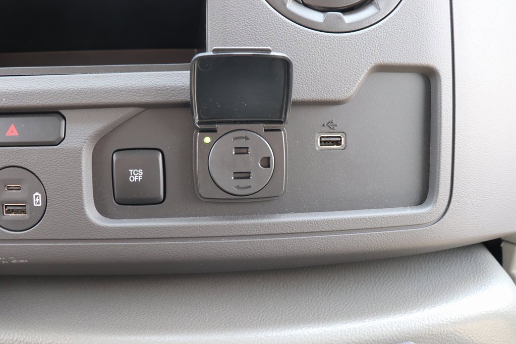 New 2026 Ford E-350 and Econoline 350 Super Duty w/ Power Equipment Group image 37