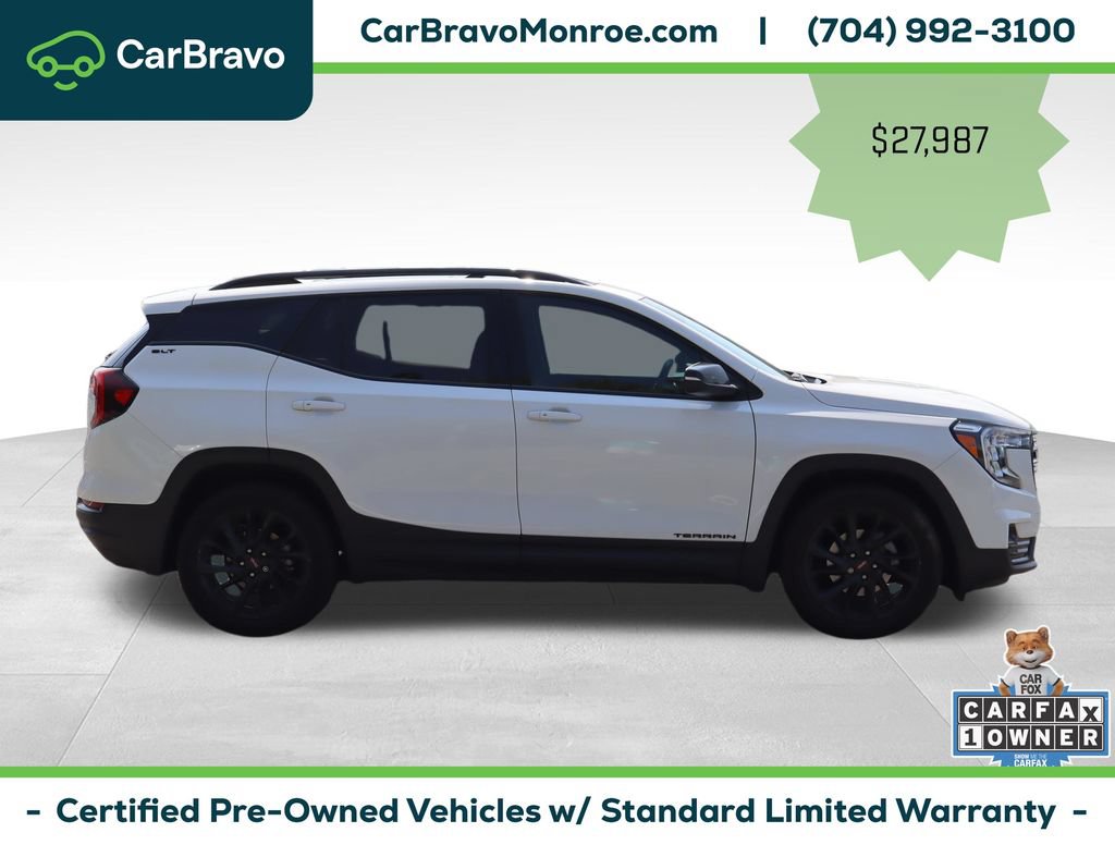 Certified 2024 GMC Terrain SLT w/ Infotainment Package II FWD image 8